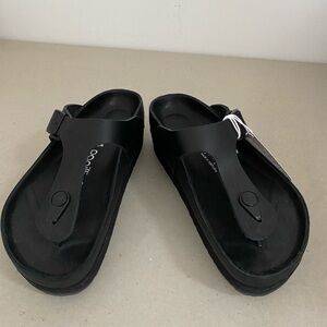 Papillio by Birkenstock Black Gizeh Platform Sandals